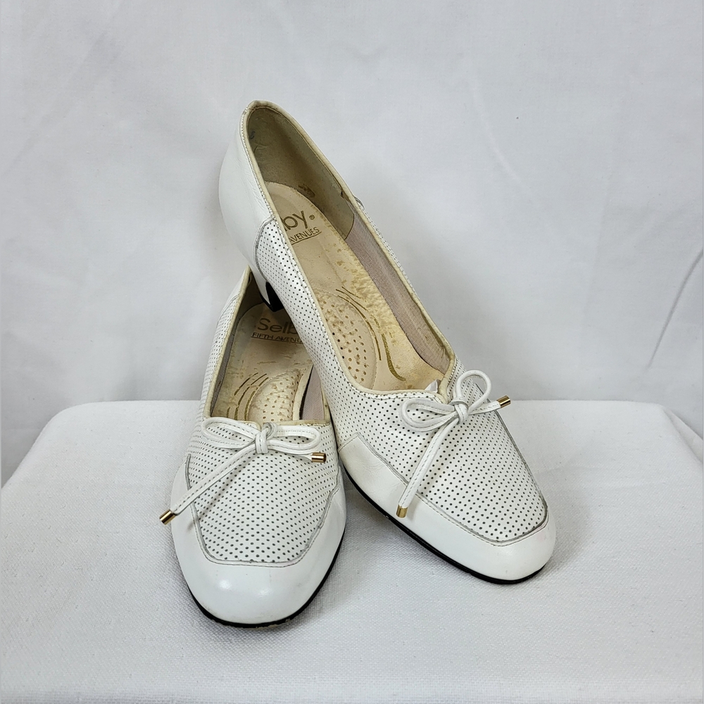 Selby Fifth Avenue Women White Leather Bow Detail Slip On Cushioned Mid Heel 7.5